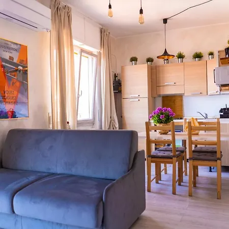 Attico43 Openspace Fronte Mare Апартаменты *