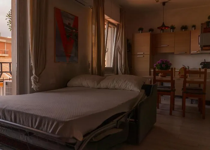 Attico43 Openspace Fronte Mare 아파트 로아노